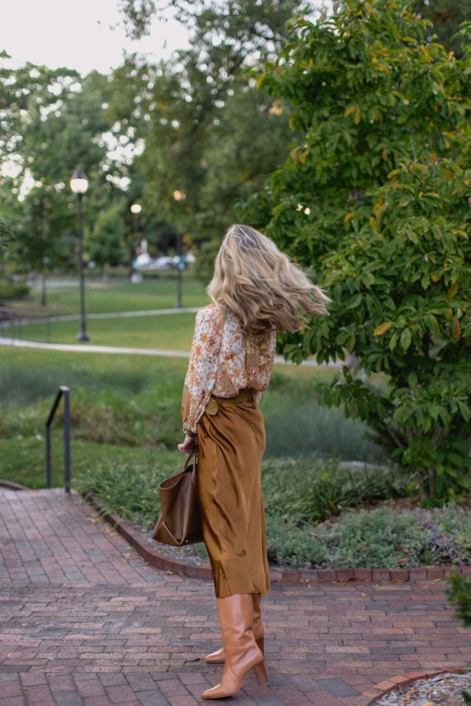 Brown Satin Midi Skirt With Floral Blouse And Knee-High Boots Brown Satin Midi Skirt With Floral Blouse And Knee-High Boots — Classy Silk Skirt Outfit