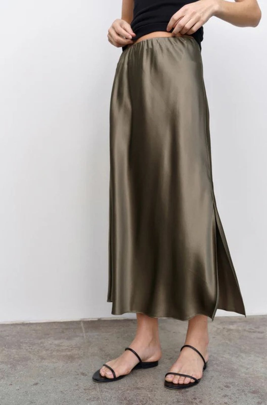 Olive Green Silk Skirt With High Slit And Flat Sandals Olive Green Silk Skirt With High Slit And Flat Sandals — Classy Silk Skirt Outfit