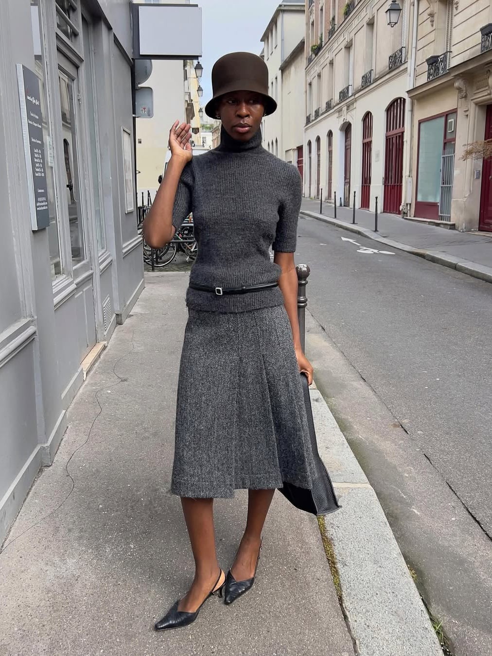 Gray Textured Wool Blend Midi Skirt and Turtleneck Sweater Gray Textured Wool Blend Midi Skirt and Turtleneck Sweater — Classy Skirt Outfit Work