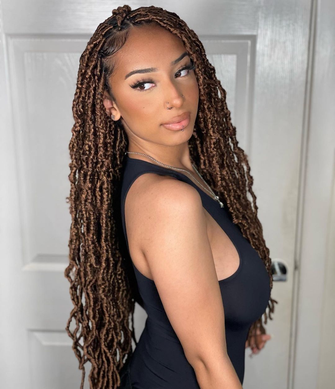 Long Flowing Medium Brown Locs With Highlights — Classy Soft Locs Hairstyles