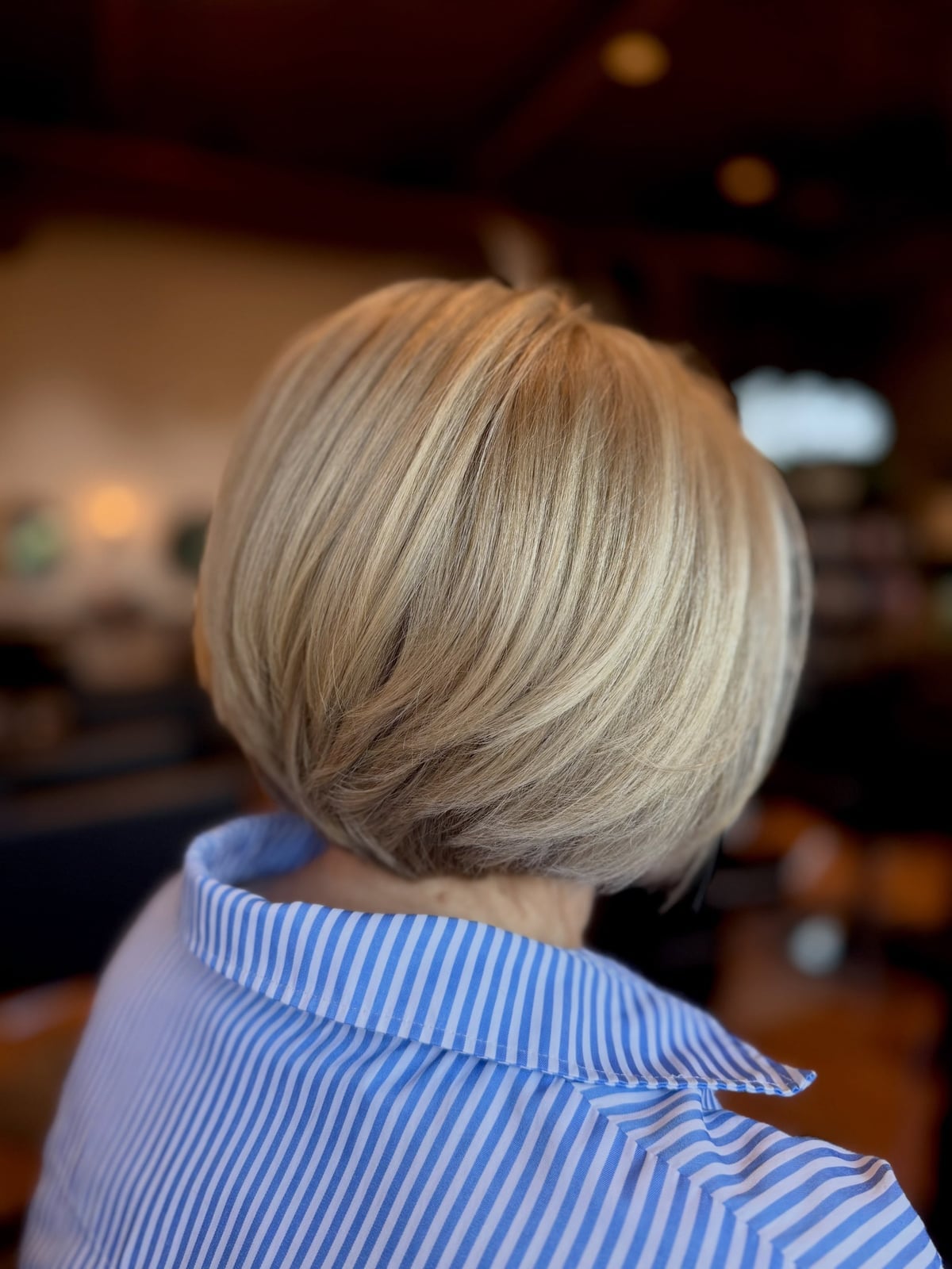 Honey Blonde Stacked Bob Voluminous Waves Honey Blonde Stacked Bob Voluminous Waves — Classy Stacked Bob