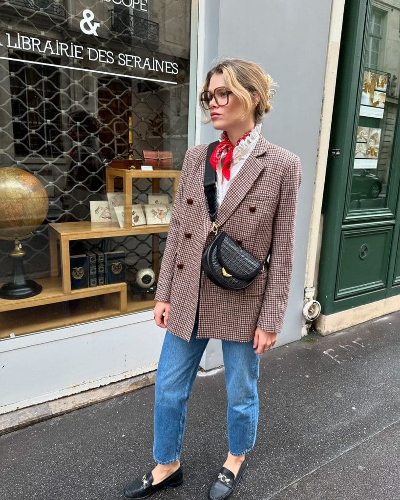 Houndstooth Blazer with Ruffled Blouse and Jeans Houndstooth Blazer with Ruffled Blouse and Jeans — Classy Street Style Outfits