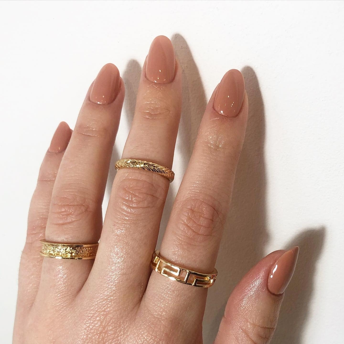Flawless Medium Tan Glossy Oval Nails Flawless Medium Tan Glossy Oval Nails — Classy Tan Nails