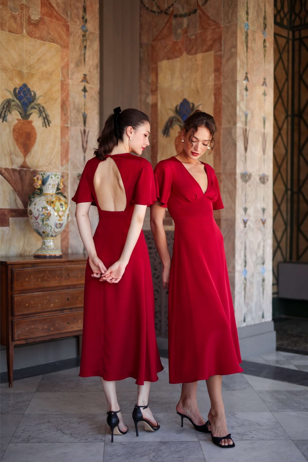 Elegant Red Silk A-Line Dresses — Classy Theater Outfits