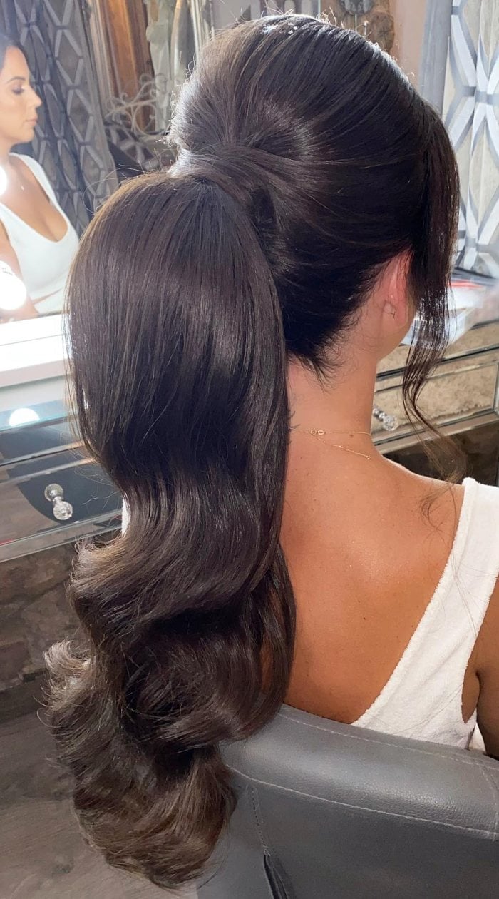 Sleek High Ponytail With Soft Waves Sleek High Ponytail With Soft Waves — Classy Trending Hairstyle