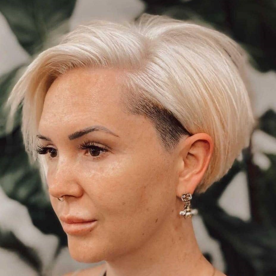 Platinum Blonde Pixie With Shaved Undercut Side — Classy Undercut Hairstyles