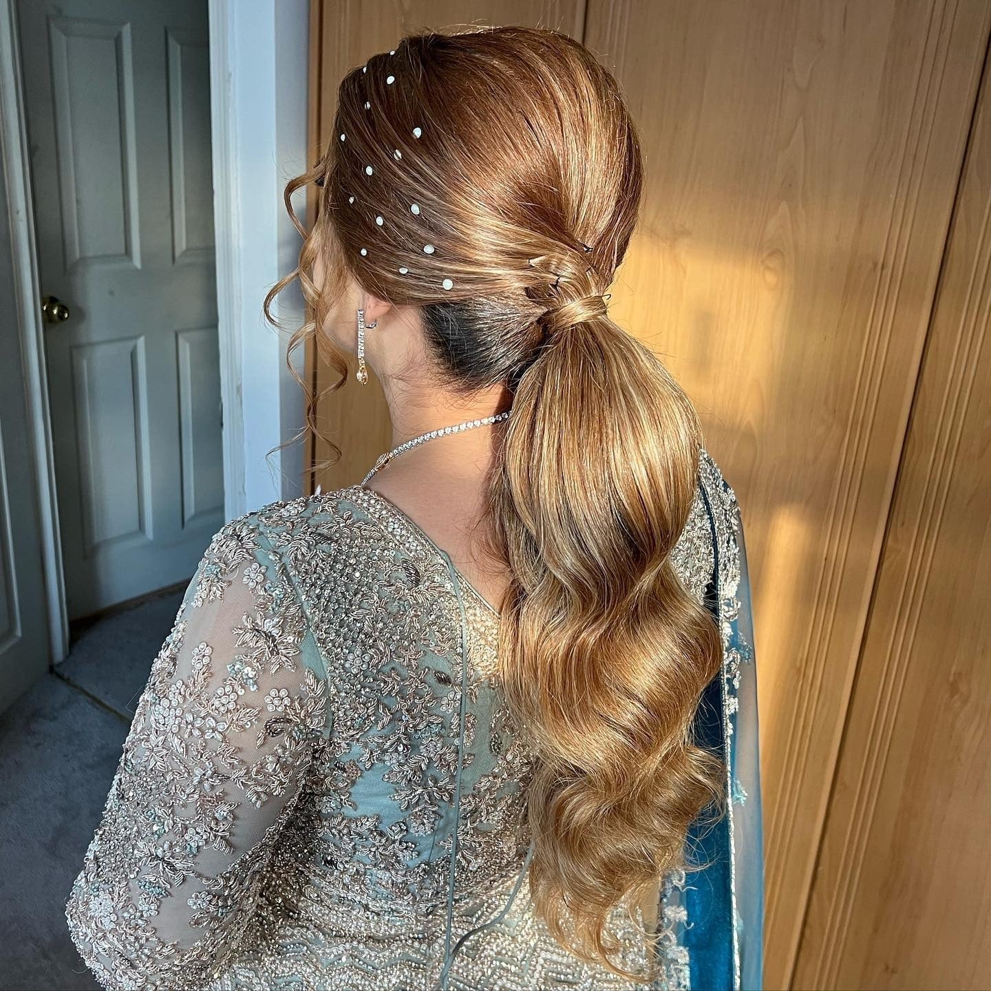 Platinum Blonde Ponytail With Deep Waves Platinum Blonde Ponytail With Deep Waves — Classy Updo Ponytail