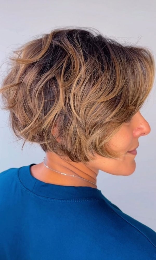 Chin Bob With Curtain Bangs And Waves Chin Bob With Curtain Bangs And Waves — Classy Volumizing Hair