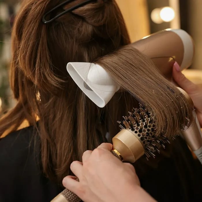 Collarbone Medium Brown With Crown Volume Collarbone Medium Brown With Crown Volume — Classy Volumizing Hair
