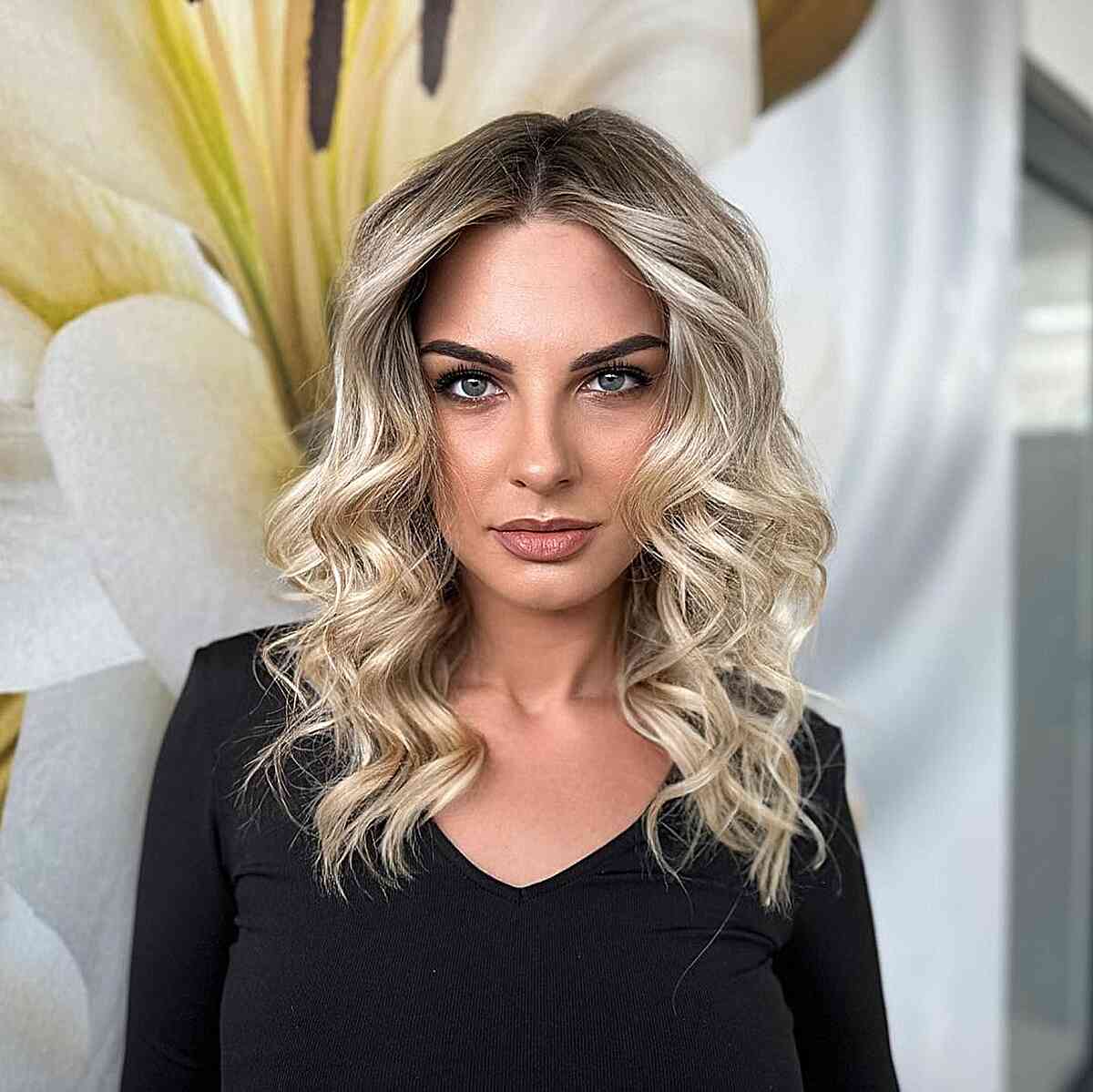 Collarbone Blonde Balayage Waves Collarbone Blonde Balayage Waves — Classy Wavy Hair Hairstyles