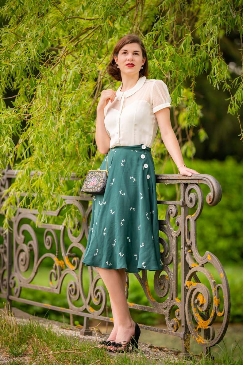 Collared Blouse With Embellished A-Line Skirt Collared Blouse With Embellished A-Line Skirt — Classy White Blouse Outfit