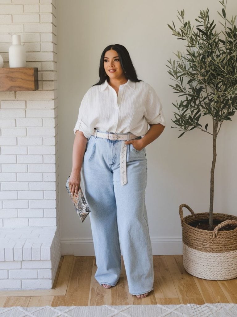 Textured Shirt and Snakeskin Clutch with Jeans Textured Shirt and Snakeskin Clutch with Jeans — Classy Wide Leg Jeans Outfits