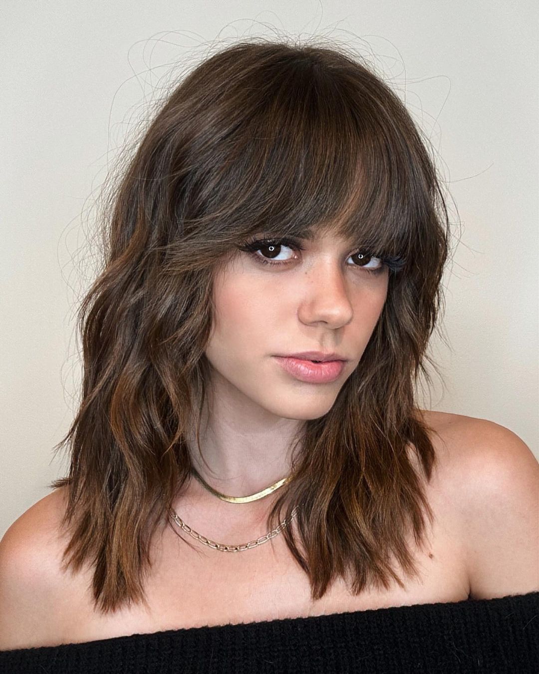 Collarbone Dark Brown Wolf Cut With Blunt Bangs — Classy Wolf Cut Hair