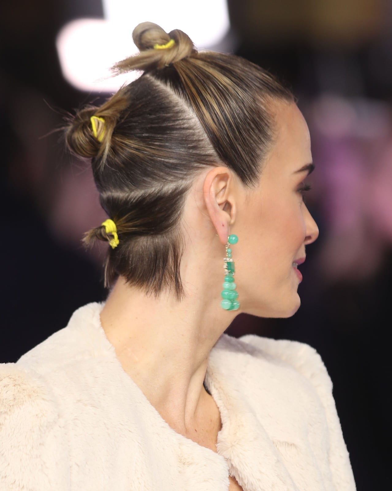 Multiple Dark Blonde Buns Multiple Dark Blonde Buns — Classy Y2K Updo
