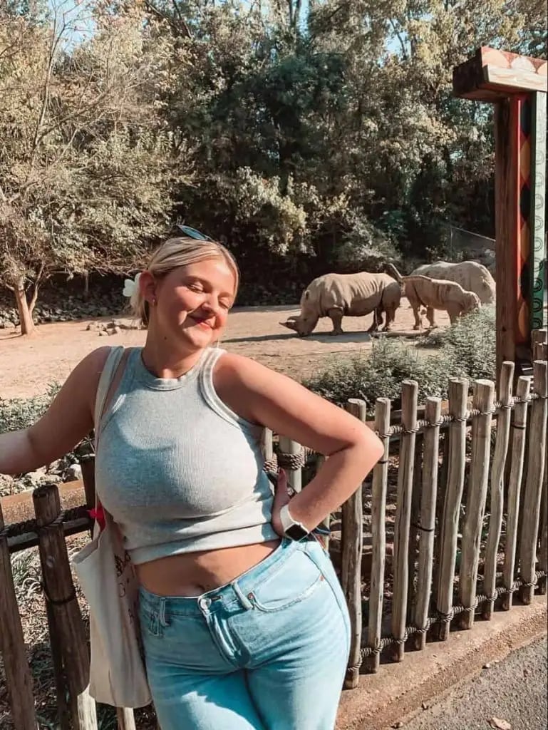 Ribbed Tank Top and High-Waisted Jeans Ribbed Tank Top and High-Waisted Jeans — Classy Zoo Outfits