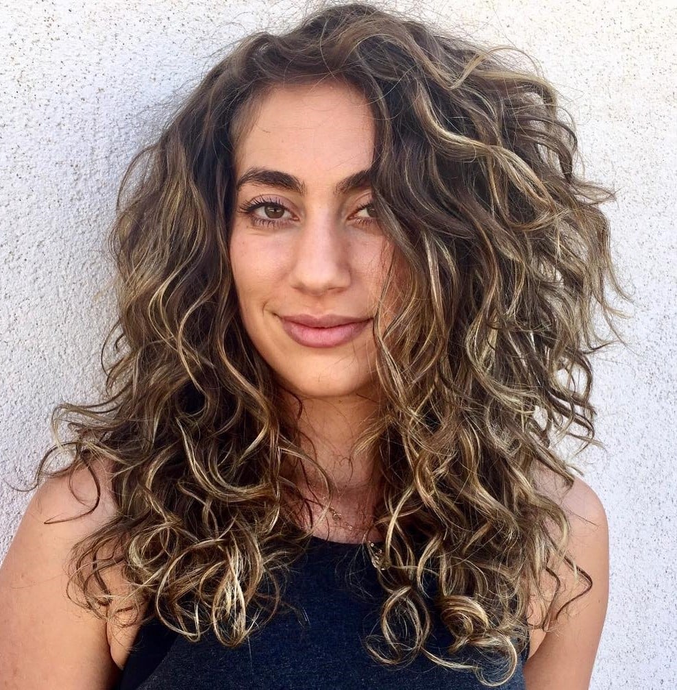 Mid-Back Layers With Blonde Dimension Mid-Back Layers With Blonde Dimension — Curly Hair Down Ideas