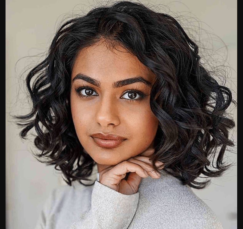 Bob With Curtain Bangs And Side Part Bob With Curtain Bangs And Side Part — Curly Hair Down Ideas