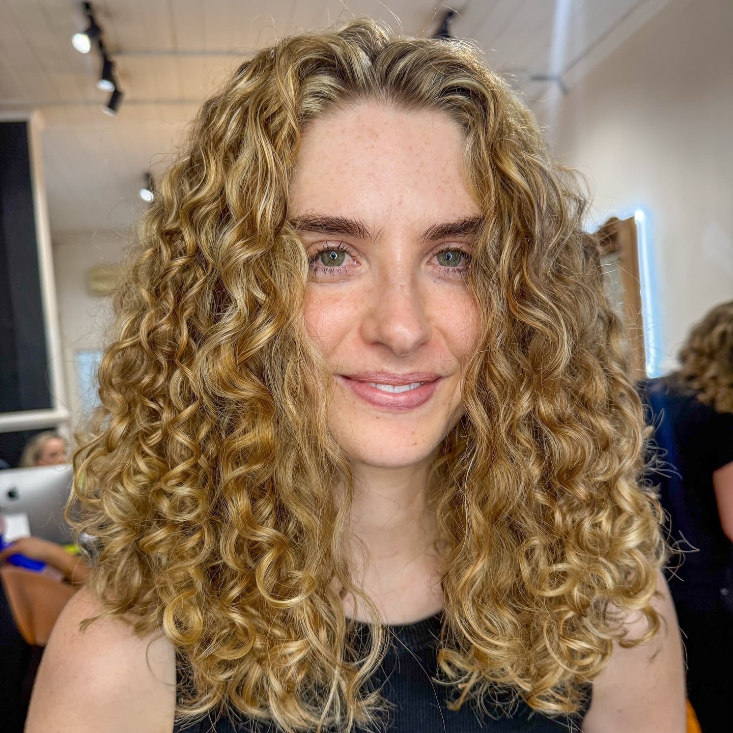 Shoulder Dark Blonde With Blonde Balayage Shoulder Dark Blonde With Blonde Balayage — Curly Hair Dye Styles