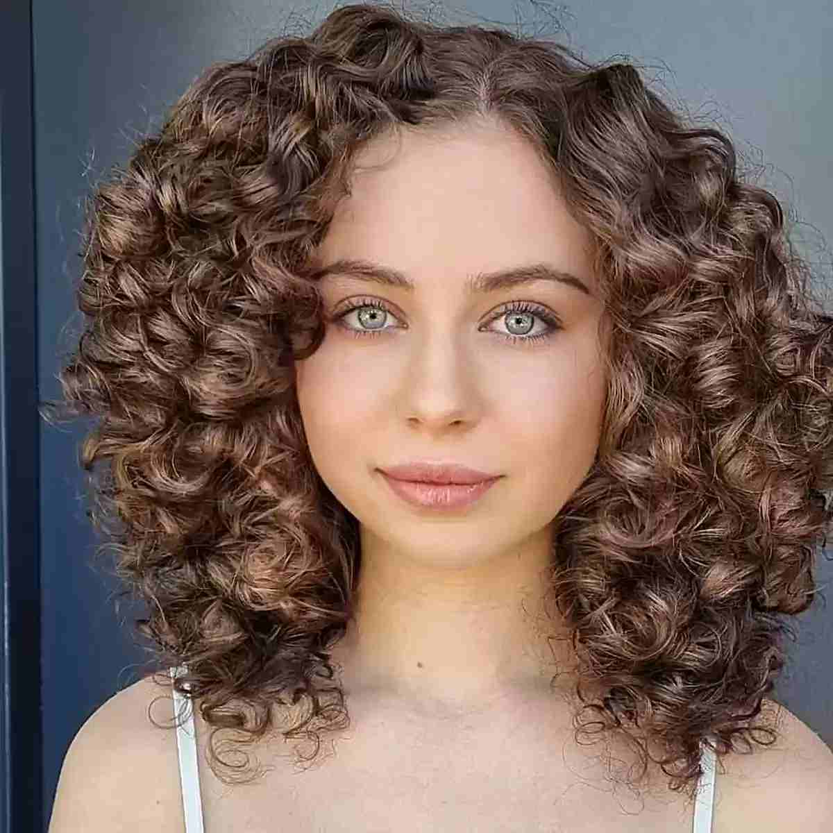 Collarbone Medium Brown With Lighter Highlights Collarbone Medium Brown With Lighter Highlights — Curly Hair Dye Styles