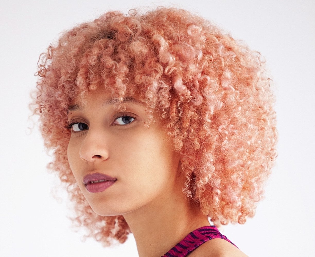 Chin Length Vibrant Coral Pink Bob Chin Length Vibrant Coral Pink Bob — Curly Hair Dye Styles