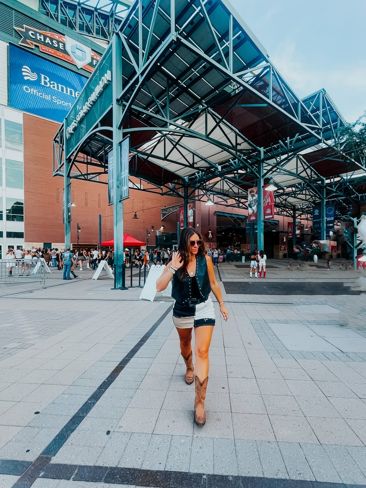 Two-Tone Denim Shorts With Vest Two-Tone Denim Shorts With Vest — Cute Concert Outfit Inspo