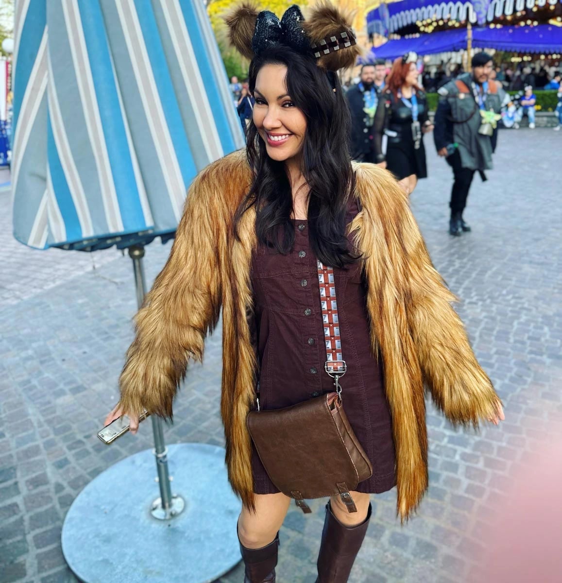 Brown Corduroy Dress with Faux Fur Coat and Boots Brown Corduroy Dress with Faux Fur Coat and Boots — Cute Disney Outfit Inspo