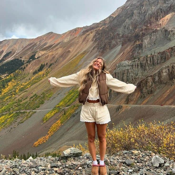 Cream Long-Sleeve Top With Puffer Vest Cream Long-Sleeve Top With Puffer Vest — Cute Hiking Outfit Inspo
