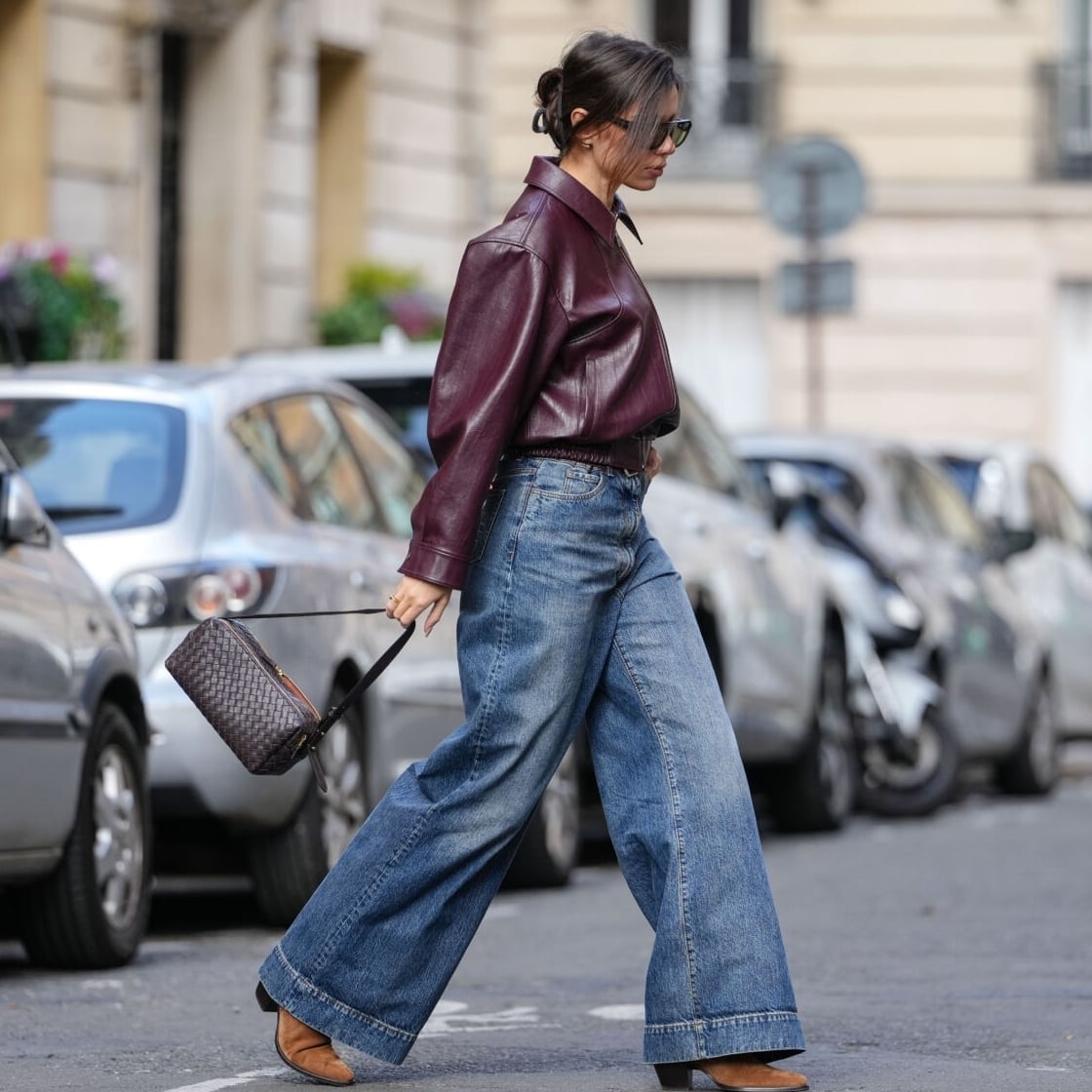 Oversized Dark Wash Wide Leg Jeans With Leather Bomber — Cute Jeans Outfit Inspo