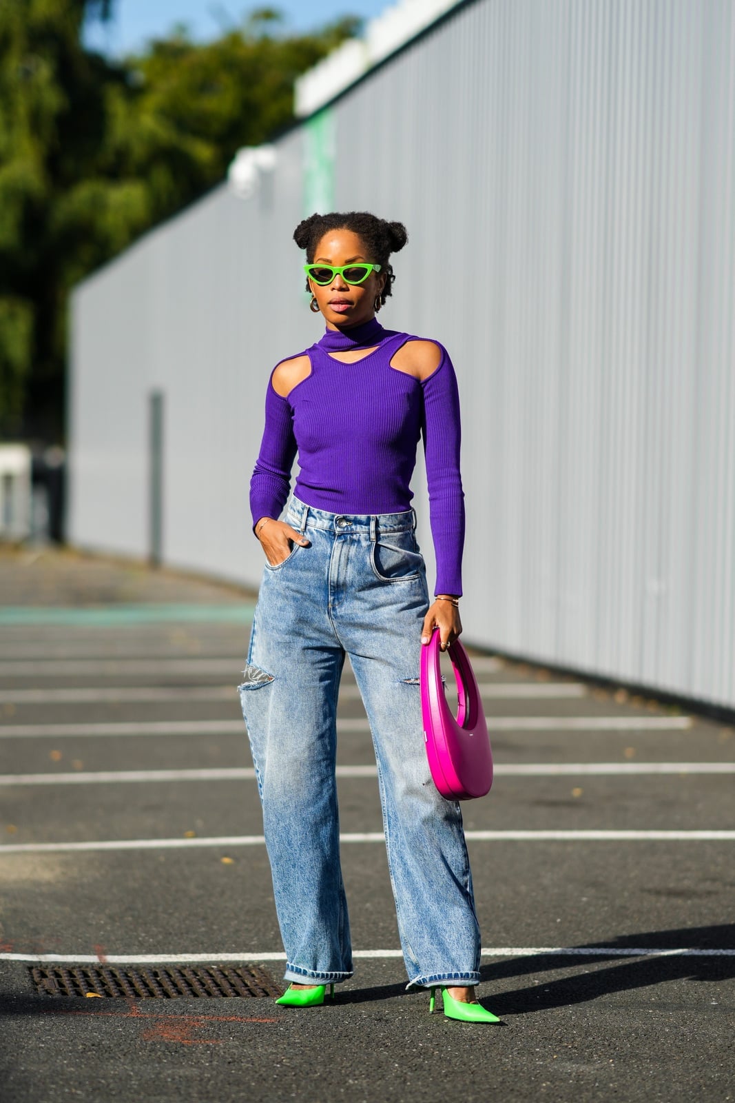 Distressed Light Wash Wide Leg Jeans With Cut-Out Top — Cute Jeans Outfit Inspo
