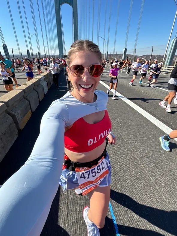 Red Cut-Out Crop Top for Marathon Running Red Cut-Out Crop Top for Marathon Running — Cute Running Outfits