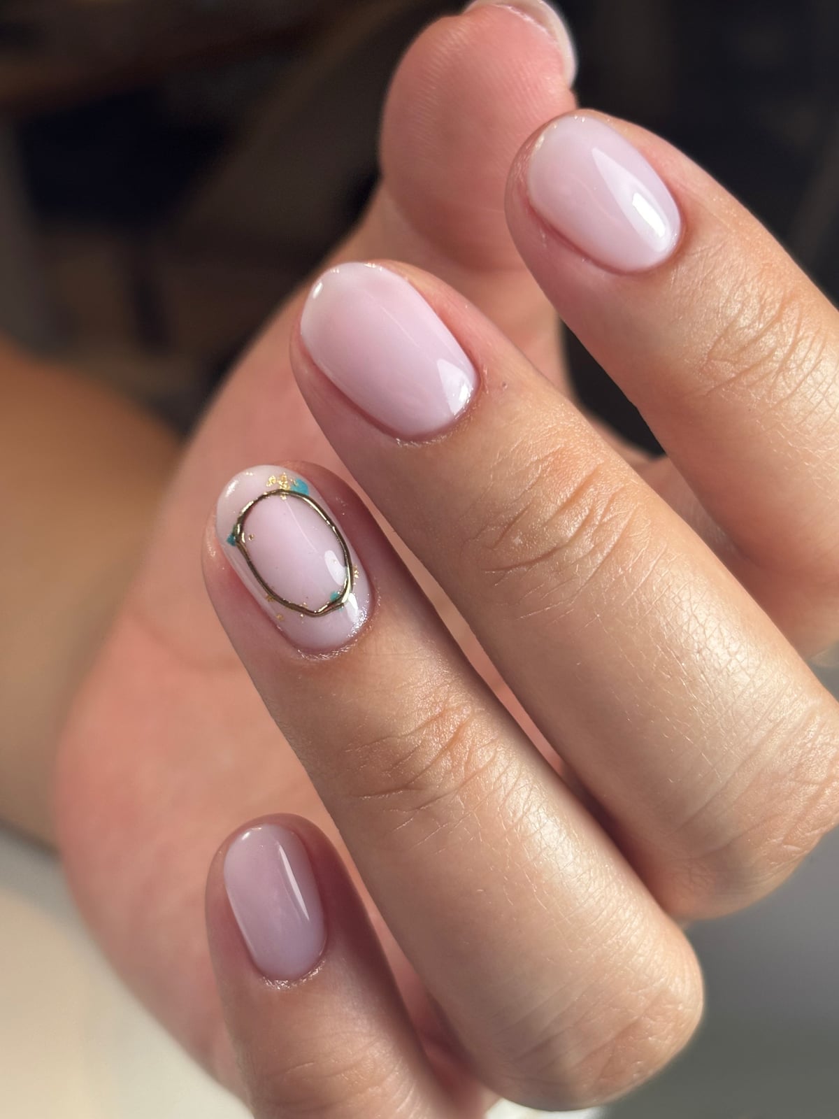 Burgundy Cat Eye Glossy Short Square Nails Burgundy Cat Eye Glossy Short Square Nails — Cute Short Round Nails
