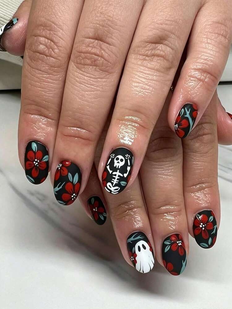 Short Oval Black Skeleton and Floral Nails Short Oval Black Skeleton and Floral Nails — Cute Skull Nails