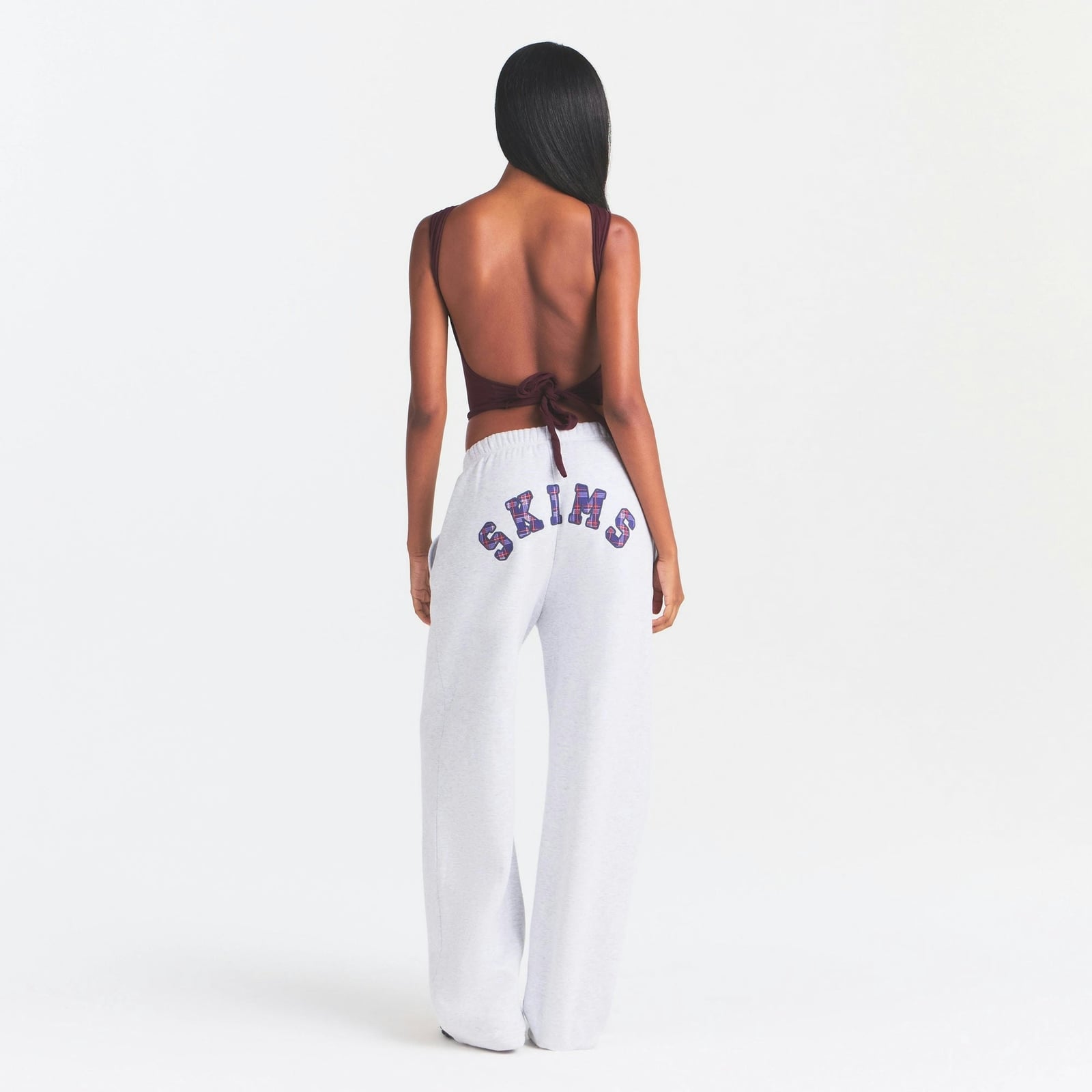 Gray Sweatpants With Graphic Text Gray Sweatpants With Graphic Text — Cute Sweatpants Outfit Inspo