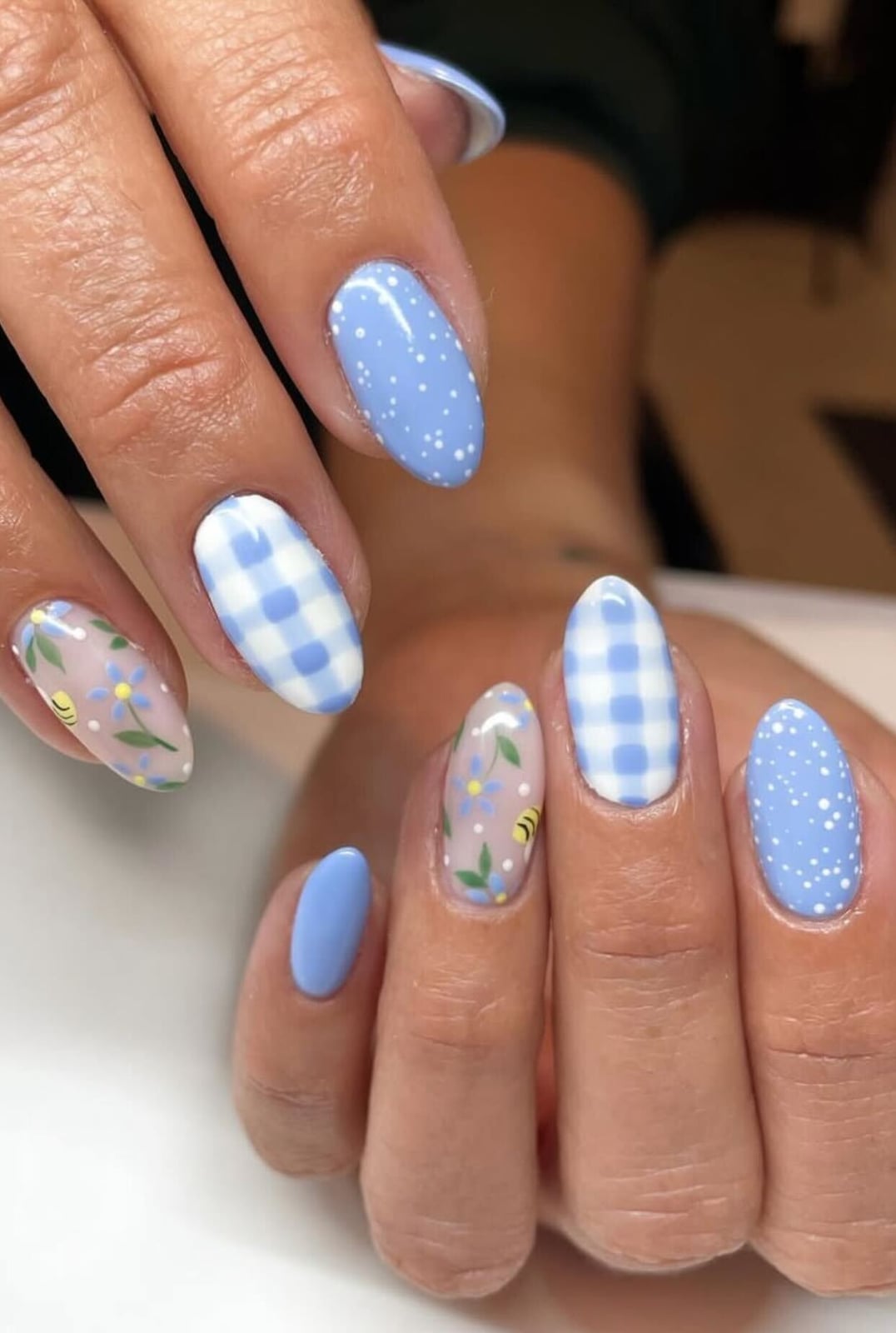 Medium Oval Gingham Floral Dot Nails — Cute Trendy Nails