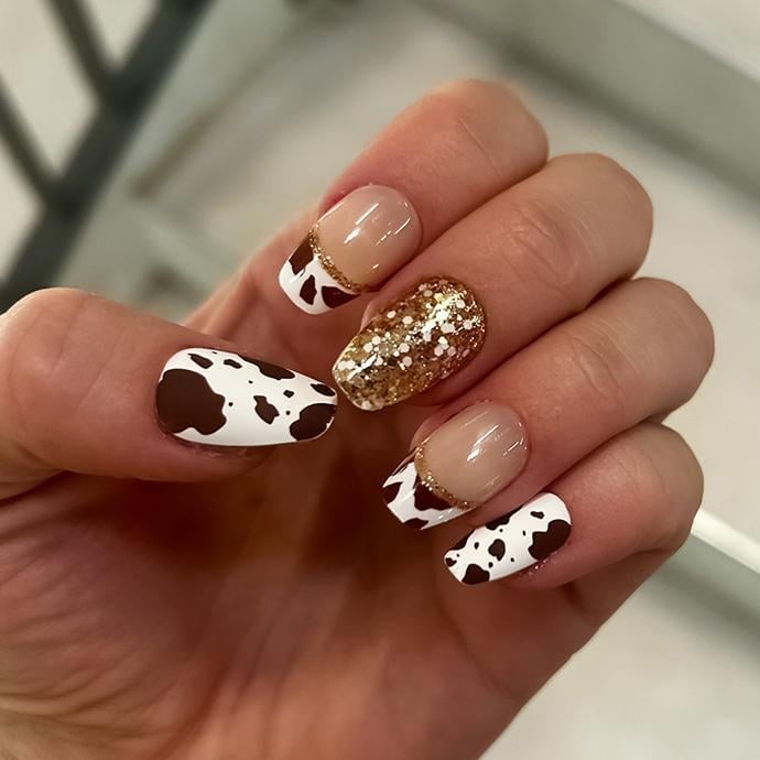 Short Oval Nude Cow Print Glitter Nails — Cute Trendy Nails