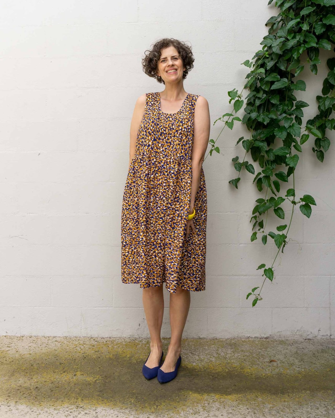 Yellow and Navy Abstract Print Sleeveless Dress Yellow and Navy Abstract Print Sleeveless Dress — DIY Dress Designs