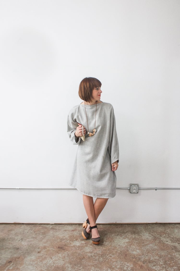 Neutral Gray Heathered Knit Long Sleeve Dress Neutral Gray Heathered Knit Long Sleeve Dress — DIY Dress Designs