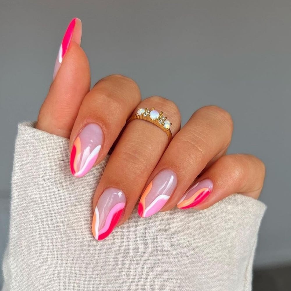 Long Almond Vibrant Abstract Wavy Lines Long Almond Vibrant Abstract Wavy Lines — Easy Nail Art Ideas