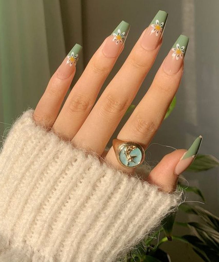 Long Coffin Sage Green Daisy Art Long Coffin Sage Green Daisy Art — Easy Nail Art Ideas