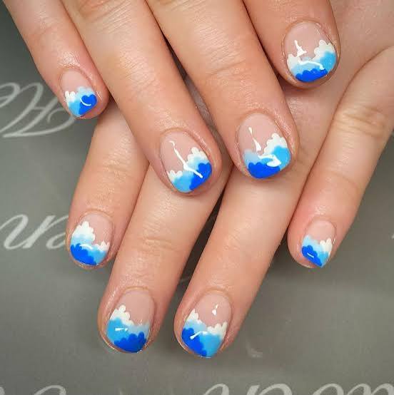 Nude Blue and White Wave Art Short Oval Nails Nude Blue and White Wave Art Short Oval Nails — Easy Wave Nails