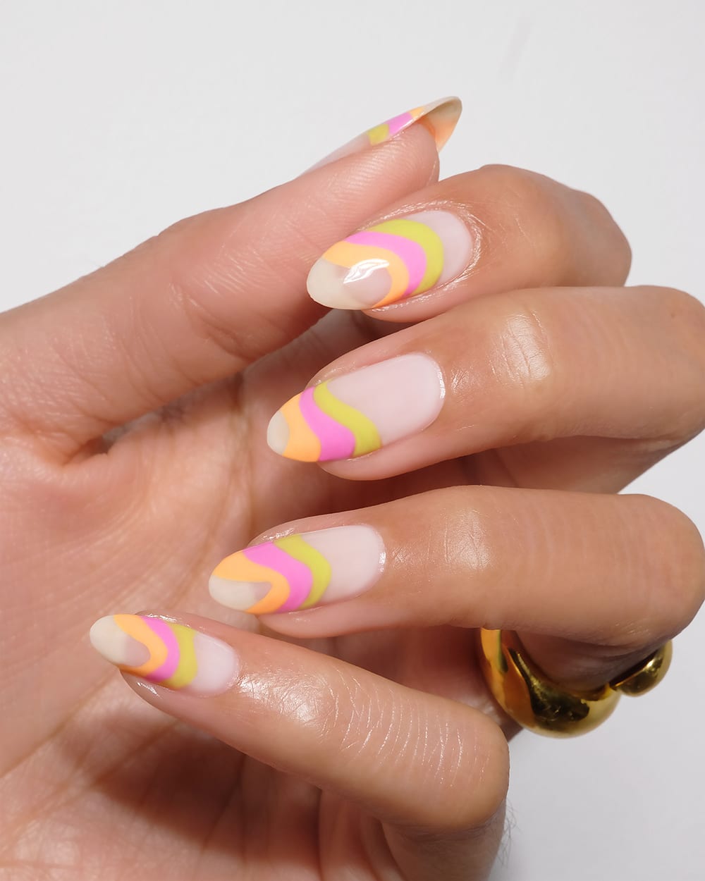 Neon Wavy Lines Short Almond Nails Neon Wavy Lines Short Almond Nails — Easy Wave Nails
