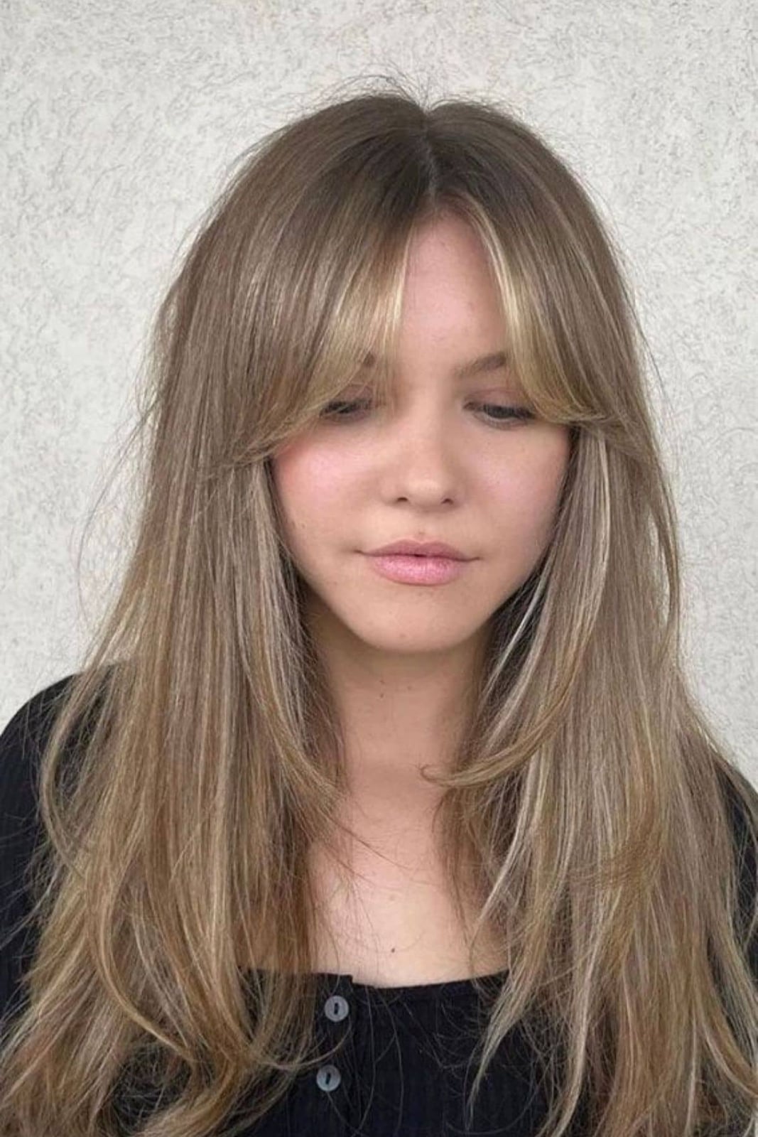 Fine Straight Mid-Back Blowout Fine Straight Mid-Back Blowout — Easy Ways to Style Curtain Bangs