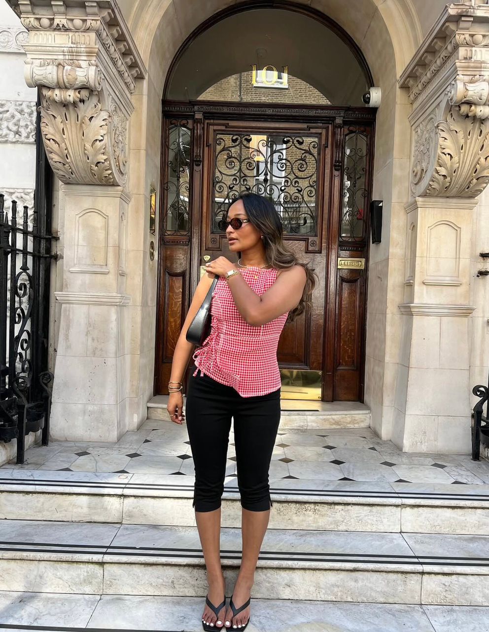 Black Capris with Red Gingham Top and Black Flip-Flops Black Capris with Red Gingham Top and Black Flip-Flops — Elegant Black Capri Pants Outfit