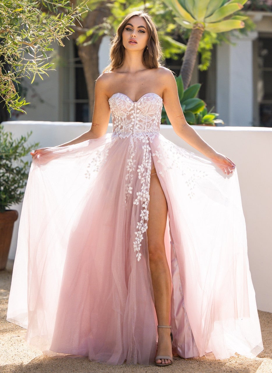 Pink Tulle Corset Gown with Sweetheart Neckline, Close-Up Take Pink Tulle Corset Gown with Sweetheart Neckline, Close-Up Take — Elegant Corset Dresses