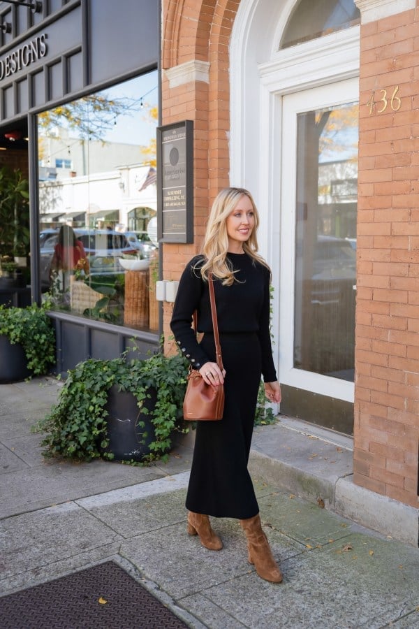 Black Knit Sweater and Midi Skirt Set Black Knit Sweater and Midi Skirt Set — Elegant Dark Outfits
