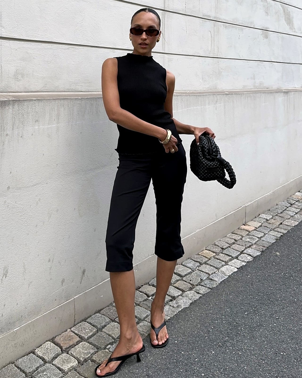 Black Ribbed Sleeveless Top with Capri Pants Black Ribbed Sleeveless Top with Capri Pants — Elegant Dark Outfits