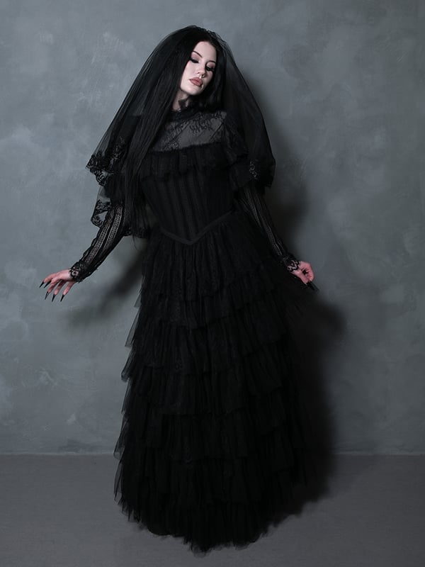 Black Lace-Trimmed Tulle Gown with Veil Black Lace-Trimmed Tulle Gown with Veil — Elegant Gothic Outfits