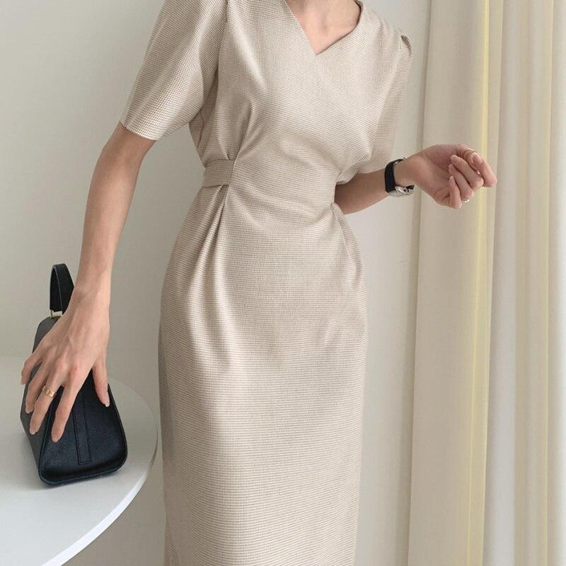 Pink A-Line Midi Dress for Daytime — Elegant Korean Outfits