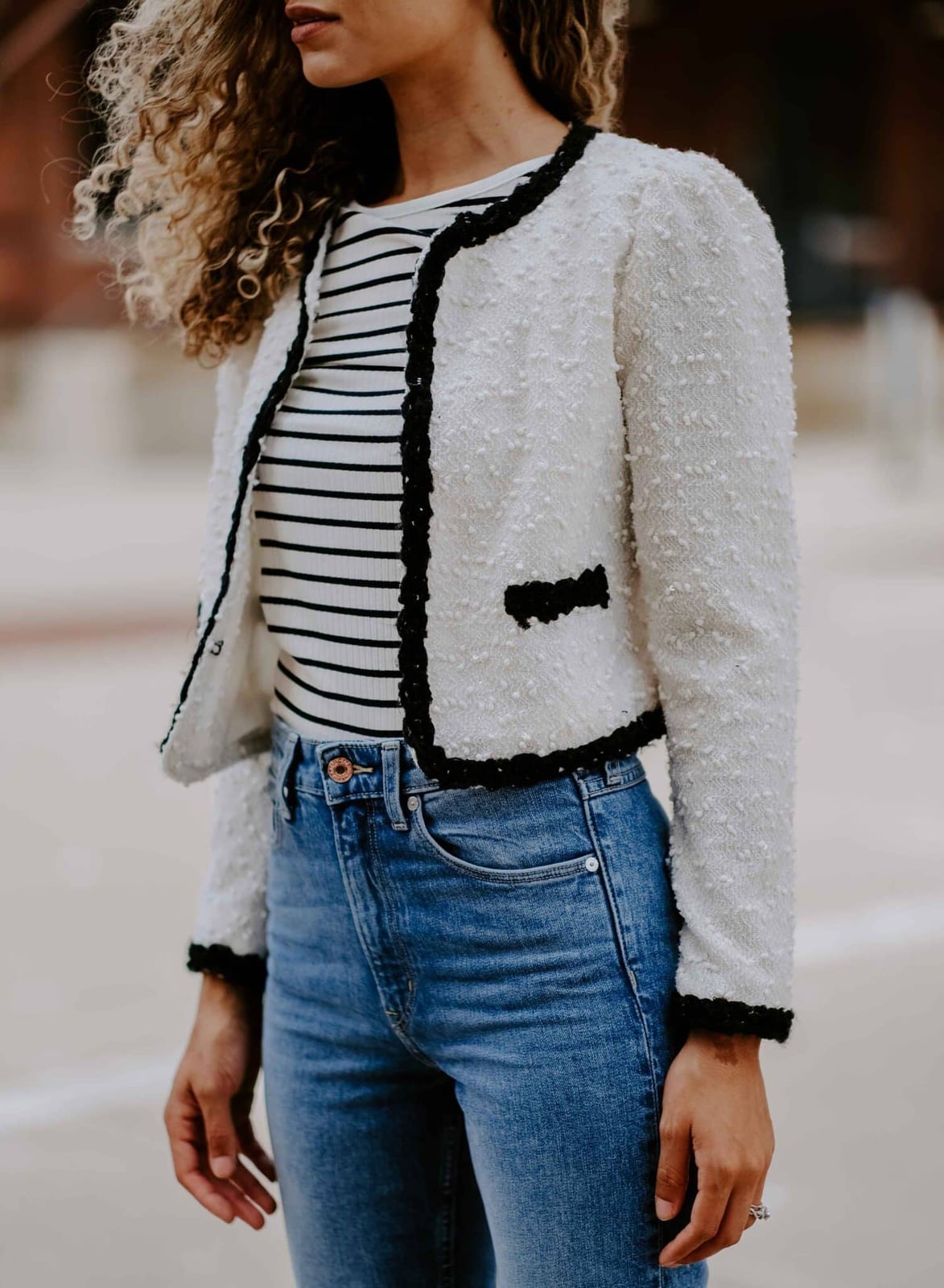Structured White Jacket with Turtleneck and Straight-Leg Pants Structured White Jacket with Turtleneck and Straight-Leg Pants — Elegant White Jacket Outfit