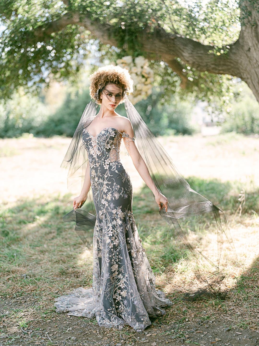 Charcoal Gray Mermaid Gown With Gold Embroidery, Close-Up Take Charcoal Gray Mermaid Gown With Gold Embroidery, Close-Up Take — Ethereal Dress Ideas